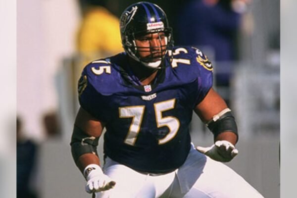 Best Left Tackle in NFL History: Legends of the Gridiron Best Left Tackle in Nfl History